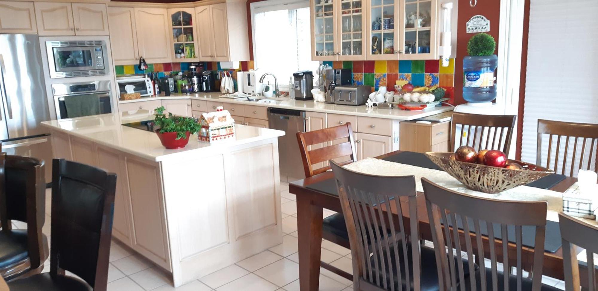 Lakeview House With 4 Rooms Kelowna Near Downtown & Knox Moutain Quarto foto